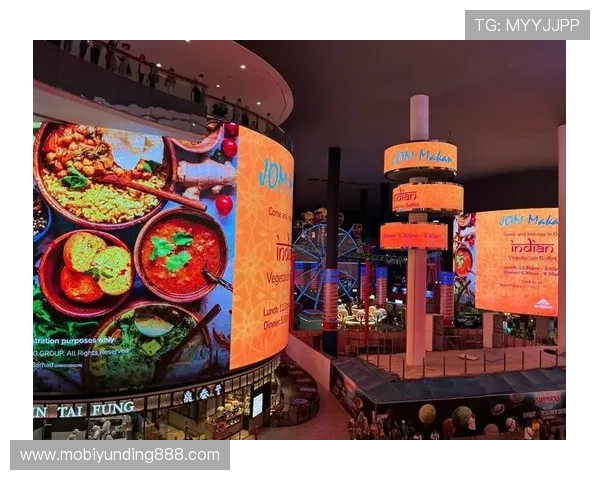 马来西亚云顶大赌场图片：夜晚灯火辉煌的赌场景观全景展示